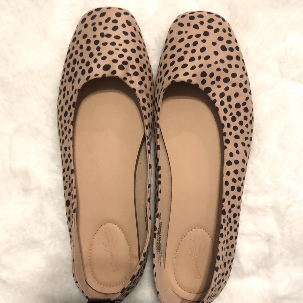 Leopard flats